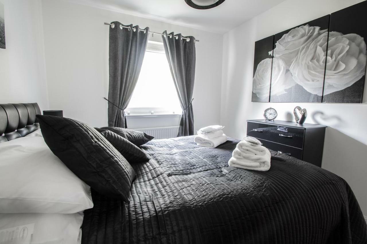 Orange Town House - Shaw Road, Only 6 Minutes To City Centre Aberdeen Eksteriør bilde