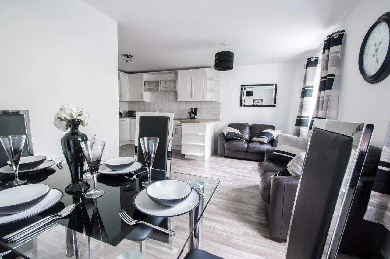 Orange Town House - Shaw Road, Only 6 Minutes To City Centre Aberdeen Eksteriør bilde