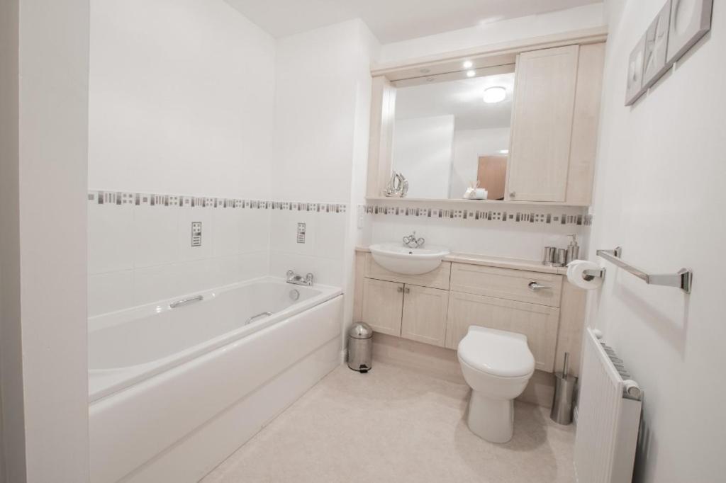 Orange Town House - Shaw Road, Only 6 Minutes To City Centre Aberdeen Eksteriør bilde